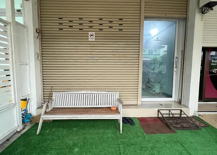 Firstfloordorma Hostel